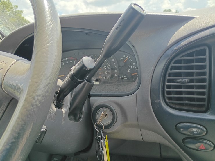 2002-toyota-tundra-image-44
