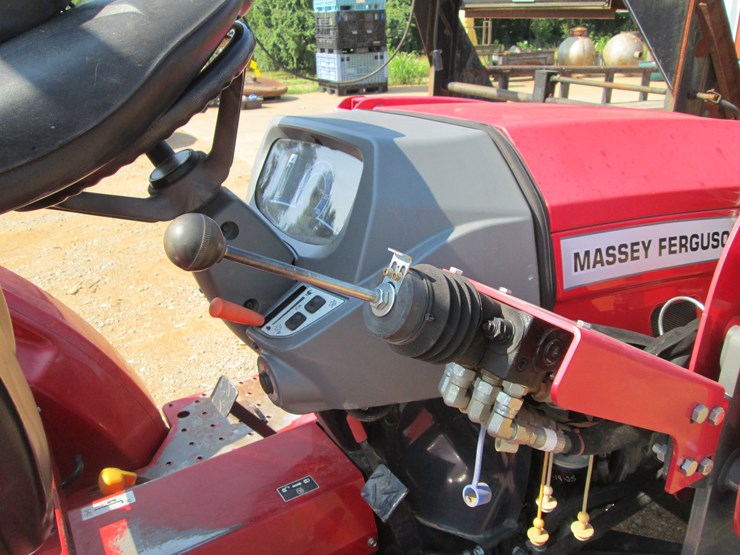 2021-massey-ferguson-1840e-image-24