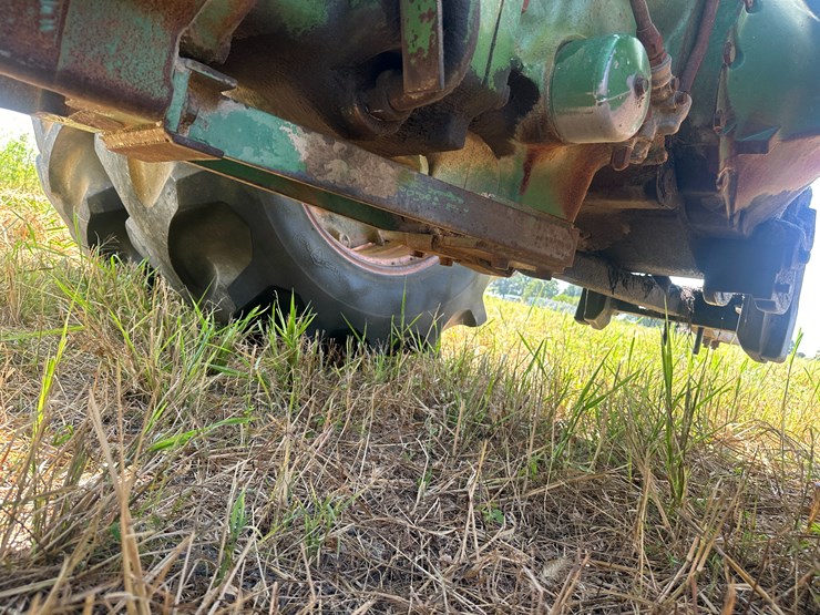 1976-john-deere-8430-image-35