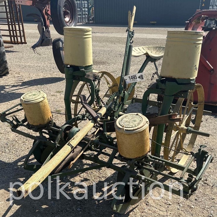 JOHN DEERE 2