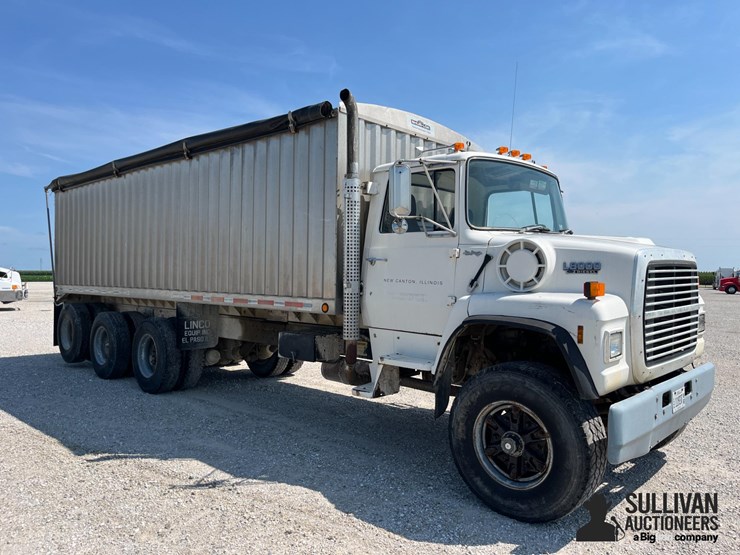 1989-ford-l8000-image-3
