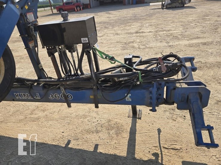 2009-kinze-3600-image-18