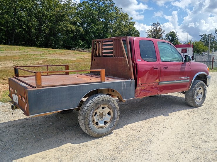 2002-toyota-tundra-image-10