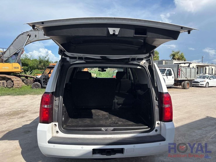 2019-chevrolet-tahoe-image-18