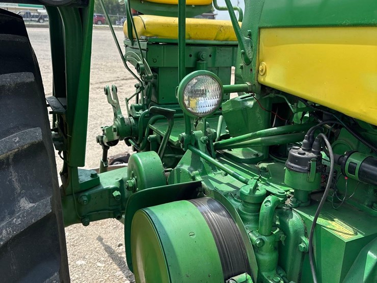 john-deere-630-image-4