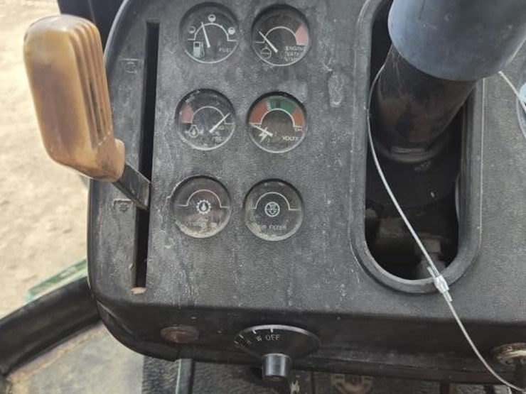 john-deere-4630-image-22