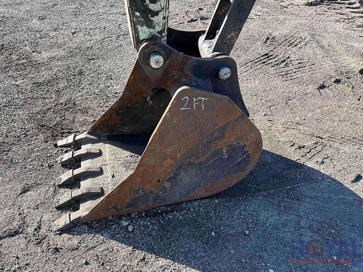 2016-bobcat-e85-image-13