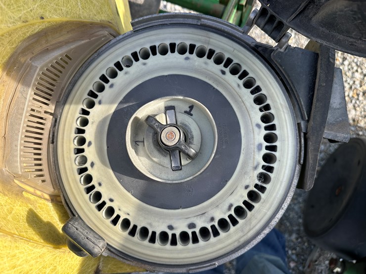 john-deere-1720-image-13