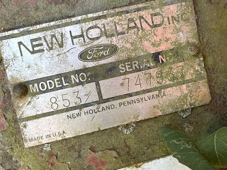 new-holland-853-image-5