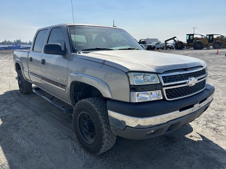 2003-chevrolet-silverado-1500hd-image-7