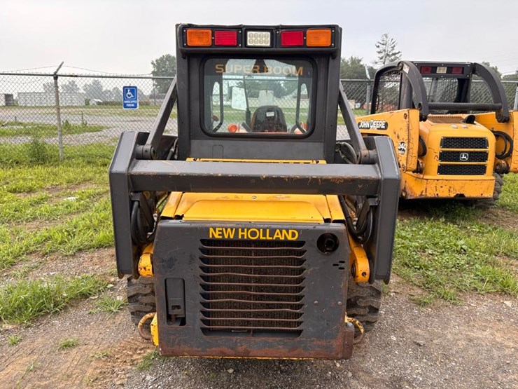 2003-new-holland-ls150-image-4