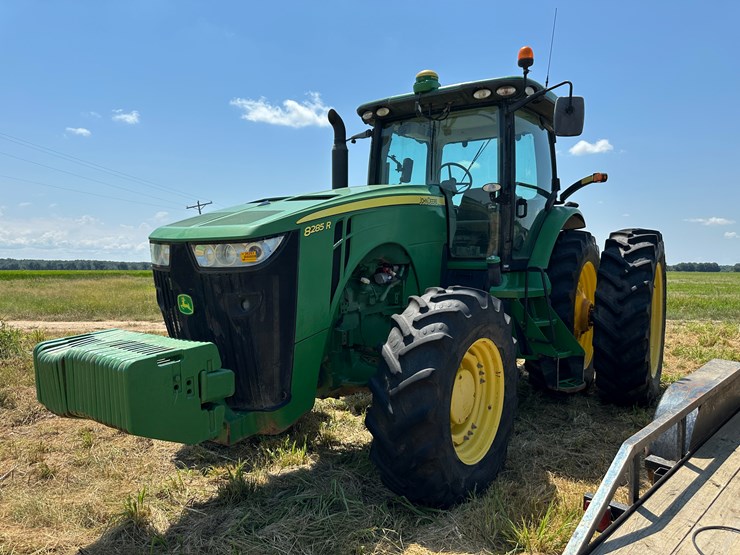 2014-john-deere-8285r-image-1