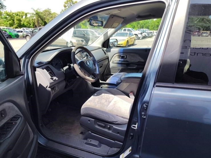 2005-honda-pilot-image-6