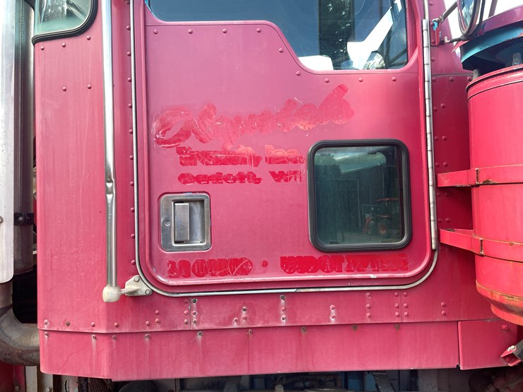 1995-kenworth-w900l-image-30