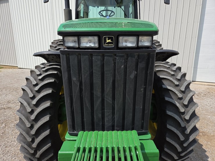 john-deere-8310-image-3