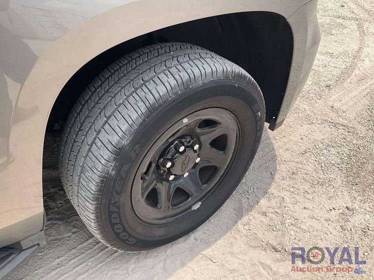 2018-chevrolet-tahoe-image-26