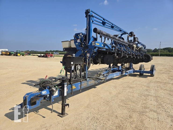 2009-kinze-3600-image-3