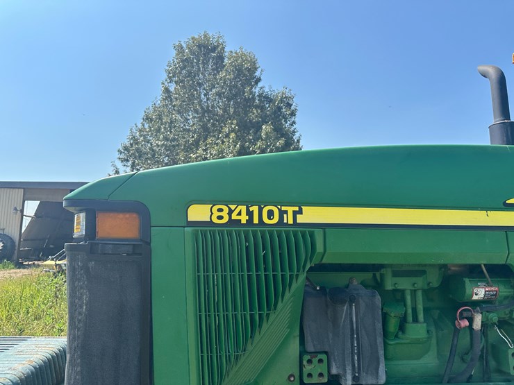 2000-john-deere-8410t-image-35