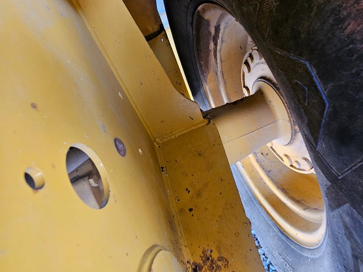 2012-deere-310sk-image-110