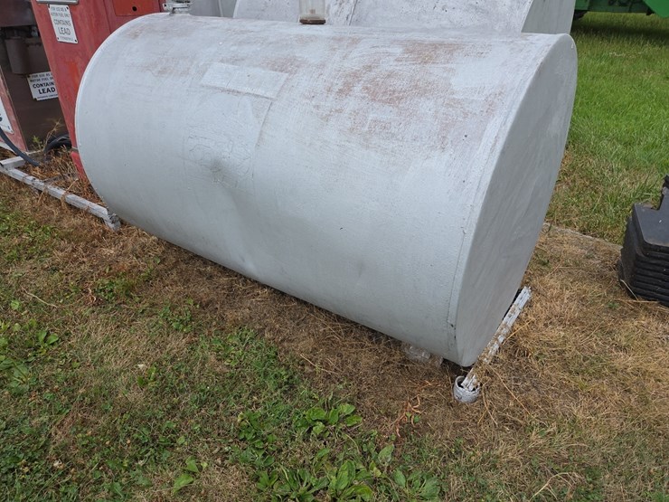 300-gallon-fuel-tank-image-1