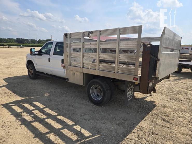 2011-ford-f350-image-16
