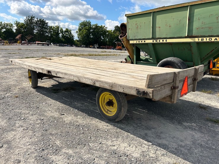 john-deere-16-image-3