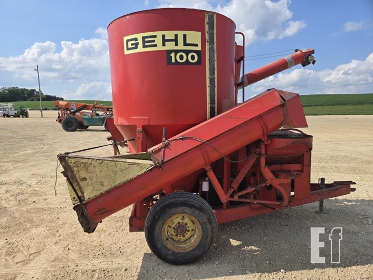 gehl-100-image-9