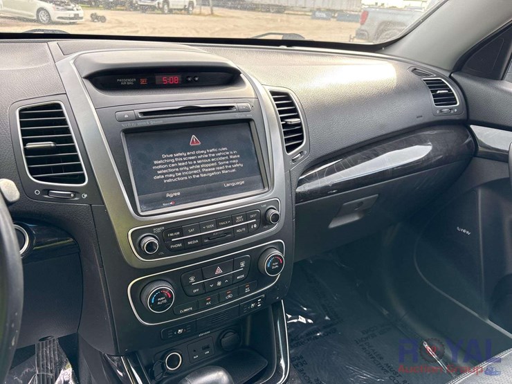 2015-kia-sorento-sx-image-15