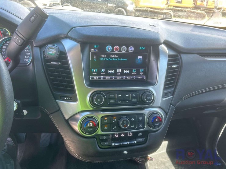 2019-chevrolet-tahoe-image-15