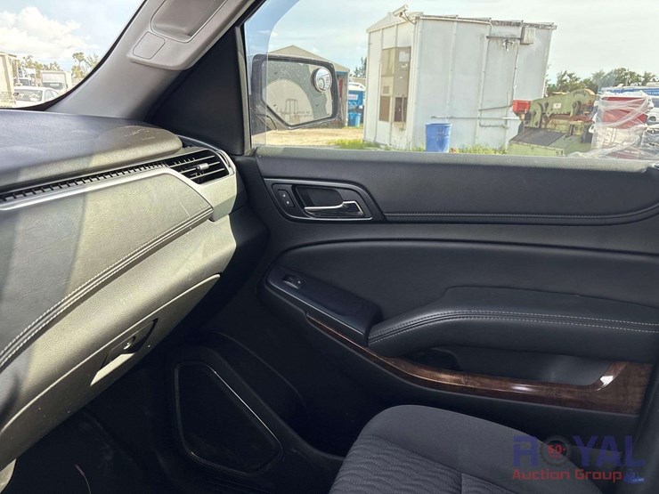 2019-chevrolet-tahoe-image-15