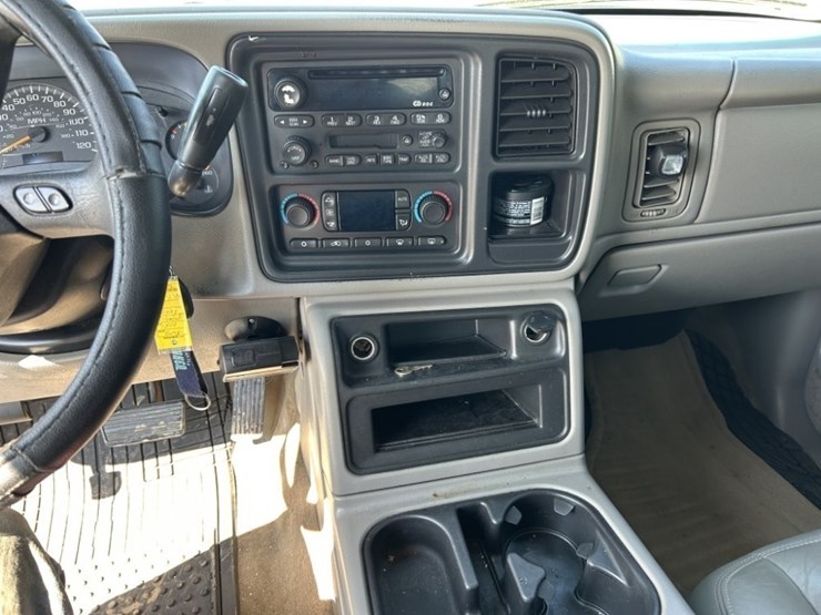 2003-chevrolet-silverado-1500hd-image-16