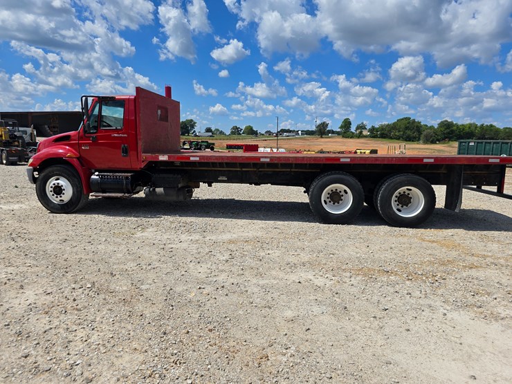 2003-international-durastar-4400-image-15