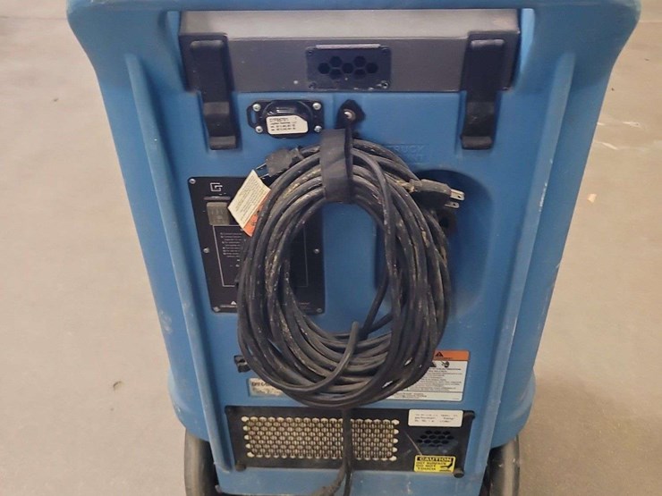 dri-eaz-hve-3000-portable-flood-pumper-with-auto-pump-out-and-12-gallon-tank,-water-extractor-(f479),-water-vacuum-for-flooding-image-3
