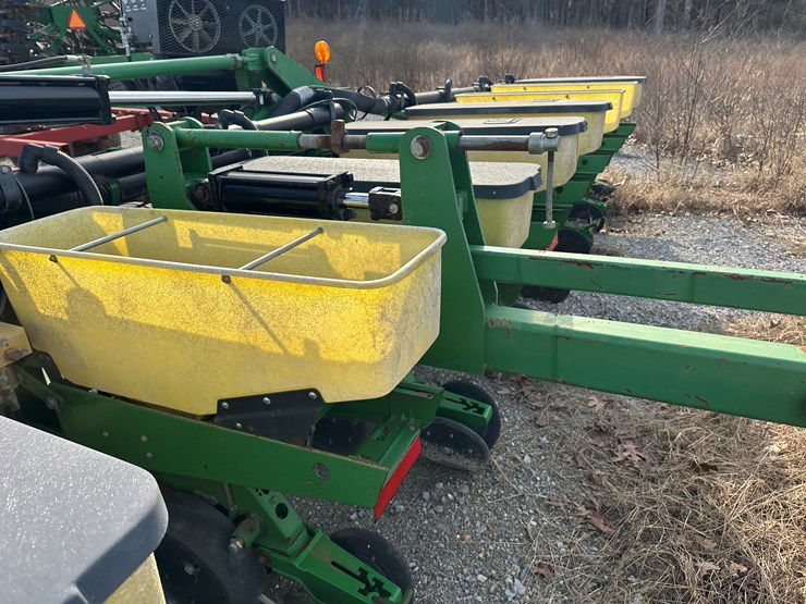 john-deere-1720-image-25