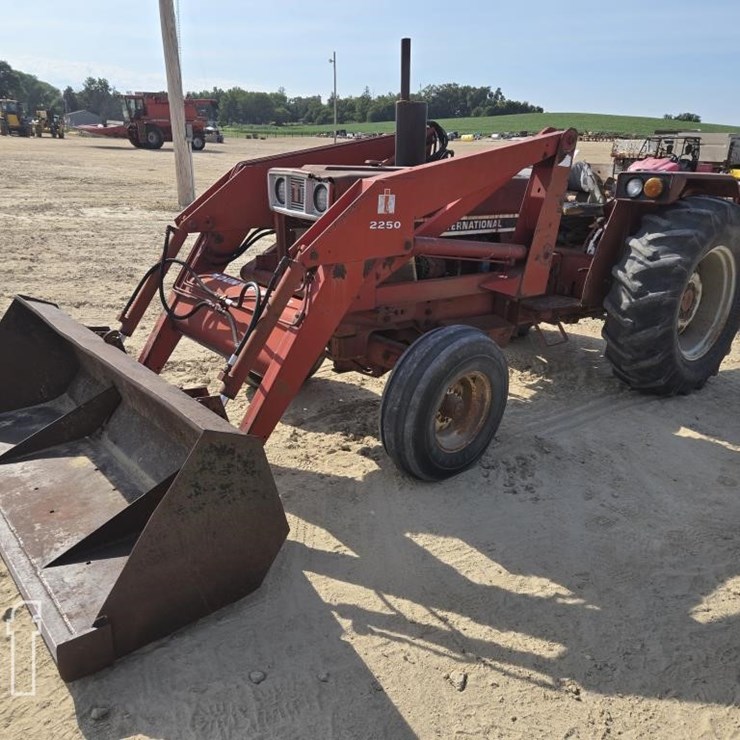 INTERNATIONAL 684