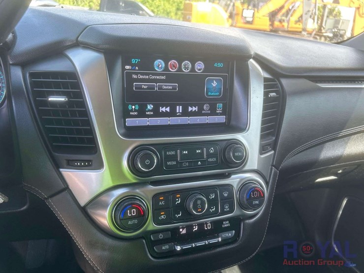 2019-chevrolet-tahoe-image-15