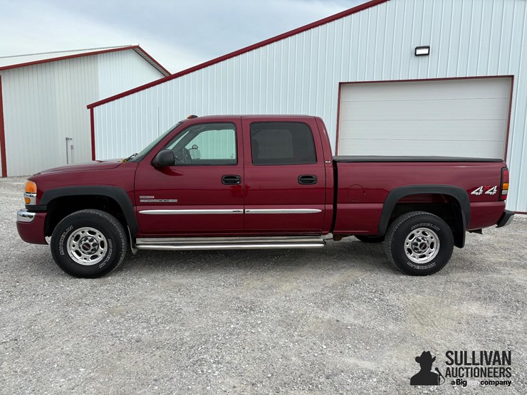 2004-gmc-sierra-2500hd-image-8