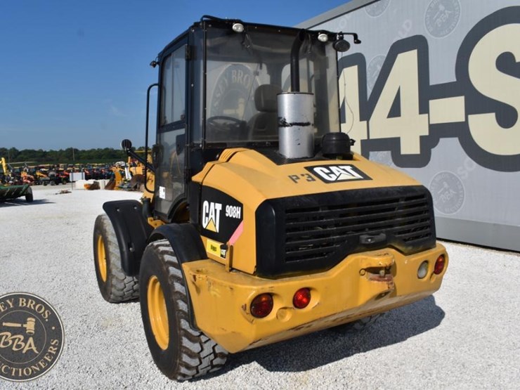 2011-caterpillar-908h-image-15