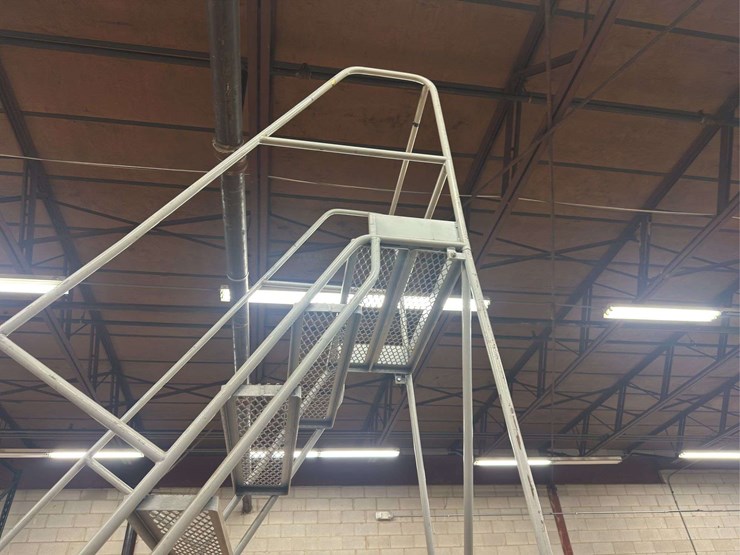 15-ft-steel-rolling-ladder-image-6