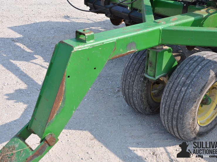 john-deere-750-image-10