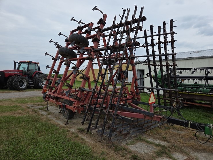32’-cih-4300-field-cultivator-image-20