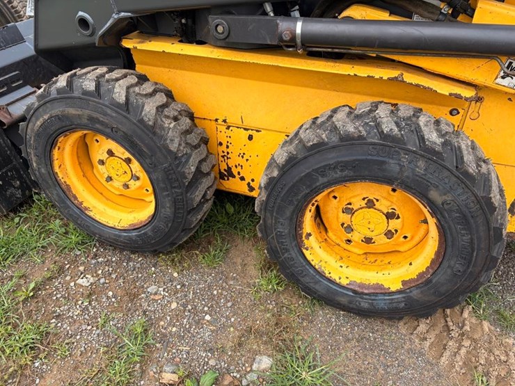 2003-new-holland-ls150-image-12