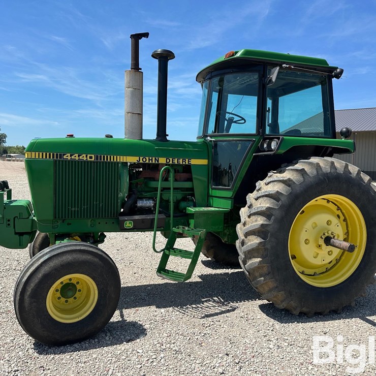 1979 JOHN DEERE 4440