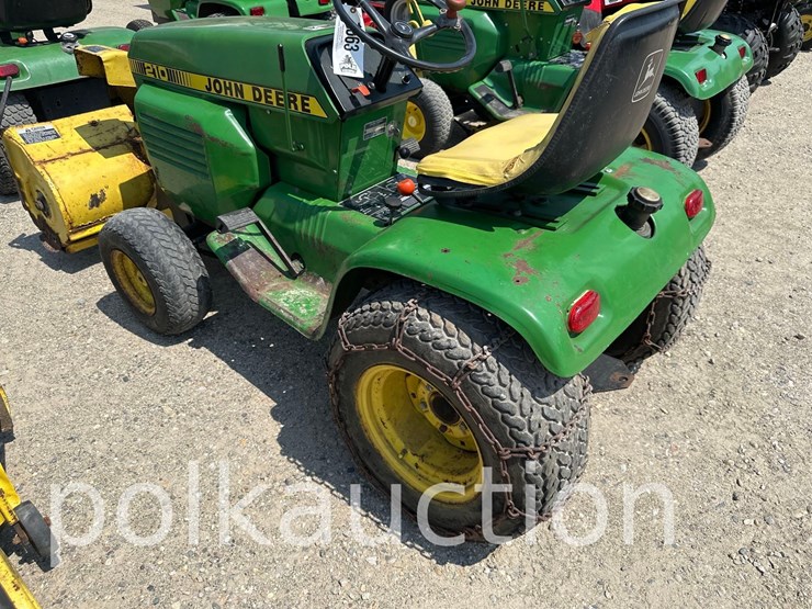 john-deere-210-image-7