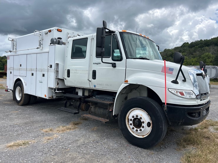 2014-international-durastar-4400-image-3