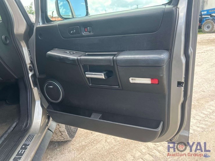 2005-hummer-h2-image-22