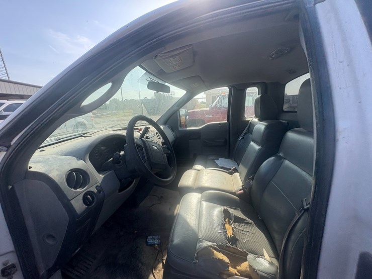 2005-ford-f150-image-30