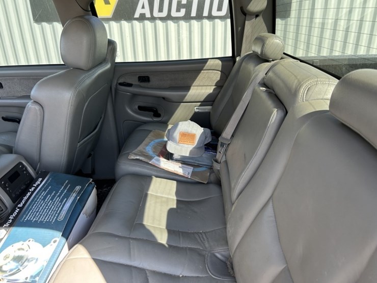 2003-chevrolet-silverado-1500hd-image-23