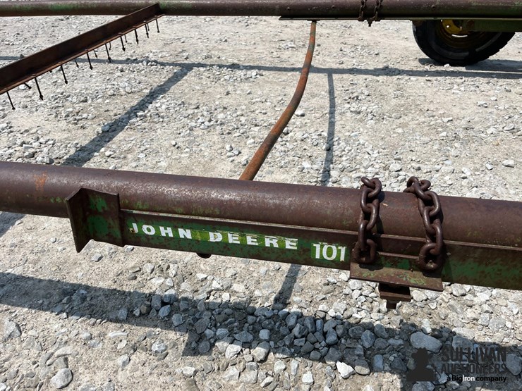 john-deere-101-image-18