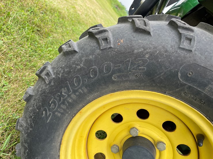 2010-john-deere-2010-image-28